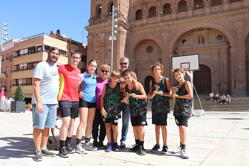 Equipo que ganó la minibasket