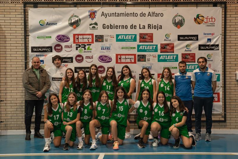 Nuestro infantil femenino Sillalfaro, entrenado por Álvaro Seguro y Mónica Arnau