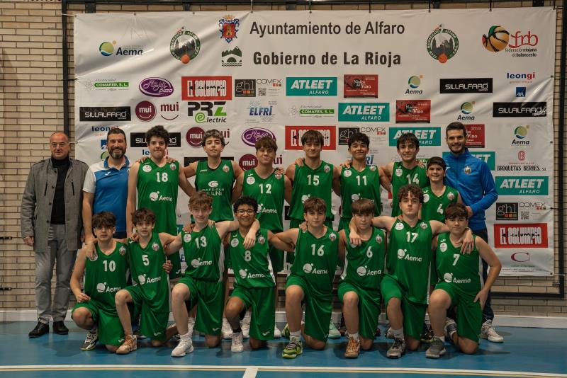 Nuestro cadete masculino Aema, entrenado por David Pequerul y Alberto Ibáñez