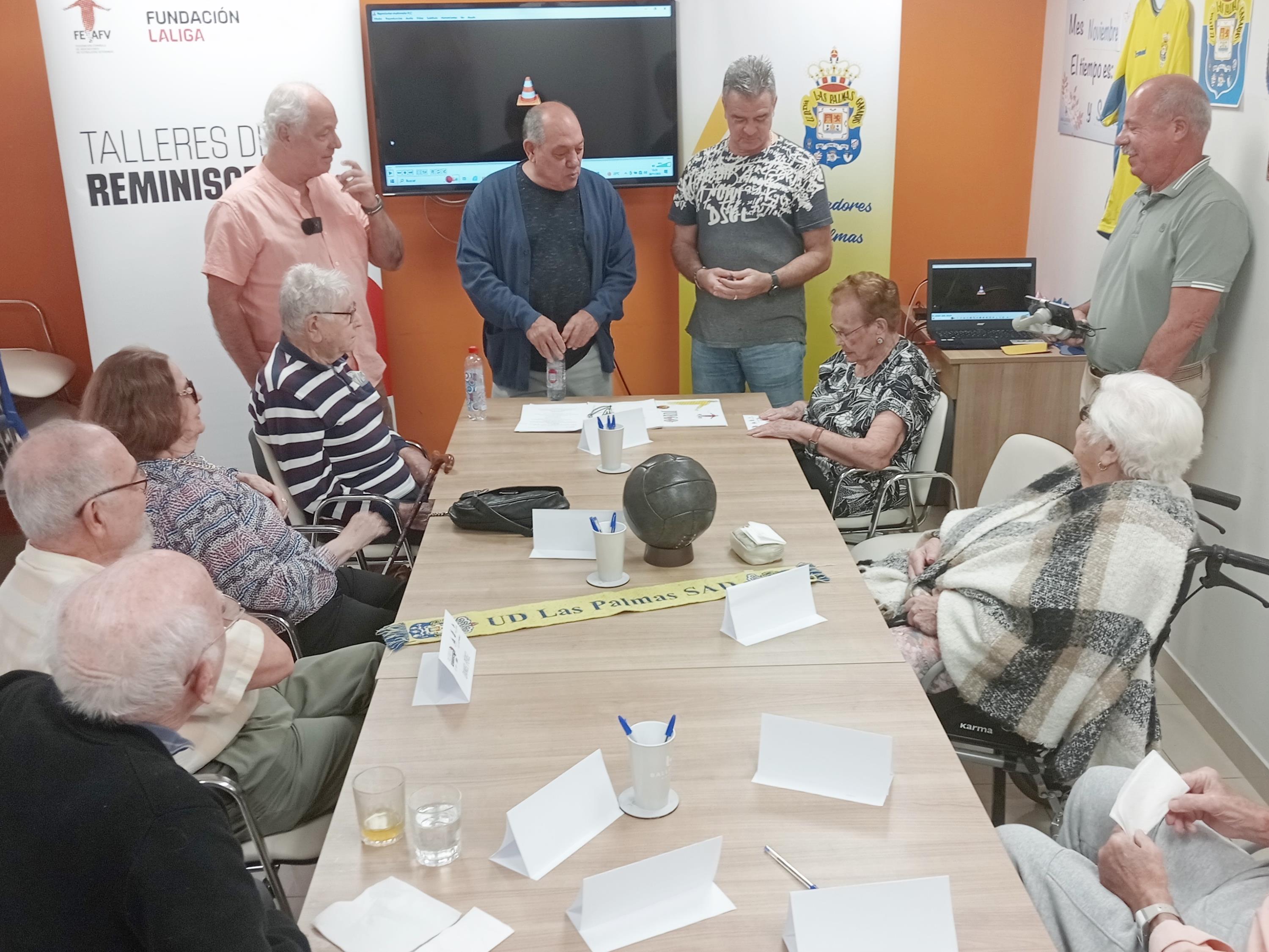 VISITA DE FELIX Y NOLY AL TALLER DE REMINISCENCIA